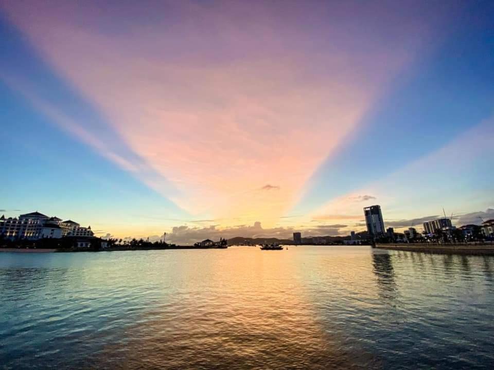 Aroma Ha Long Hotel ภายนอก รูปภาพ